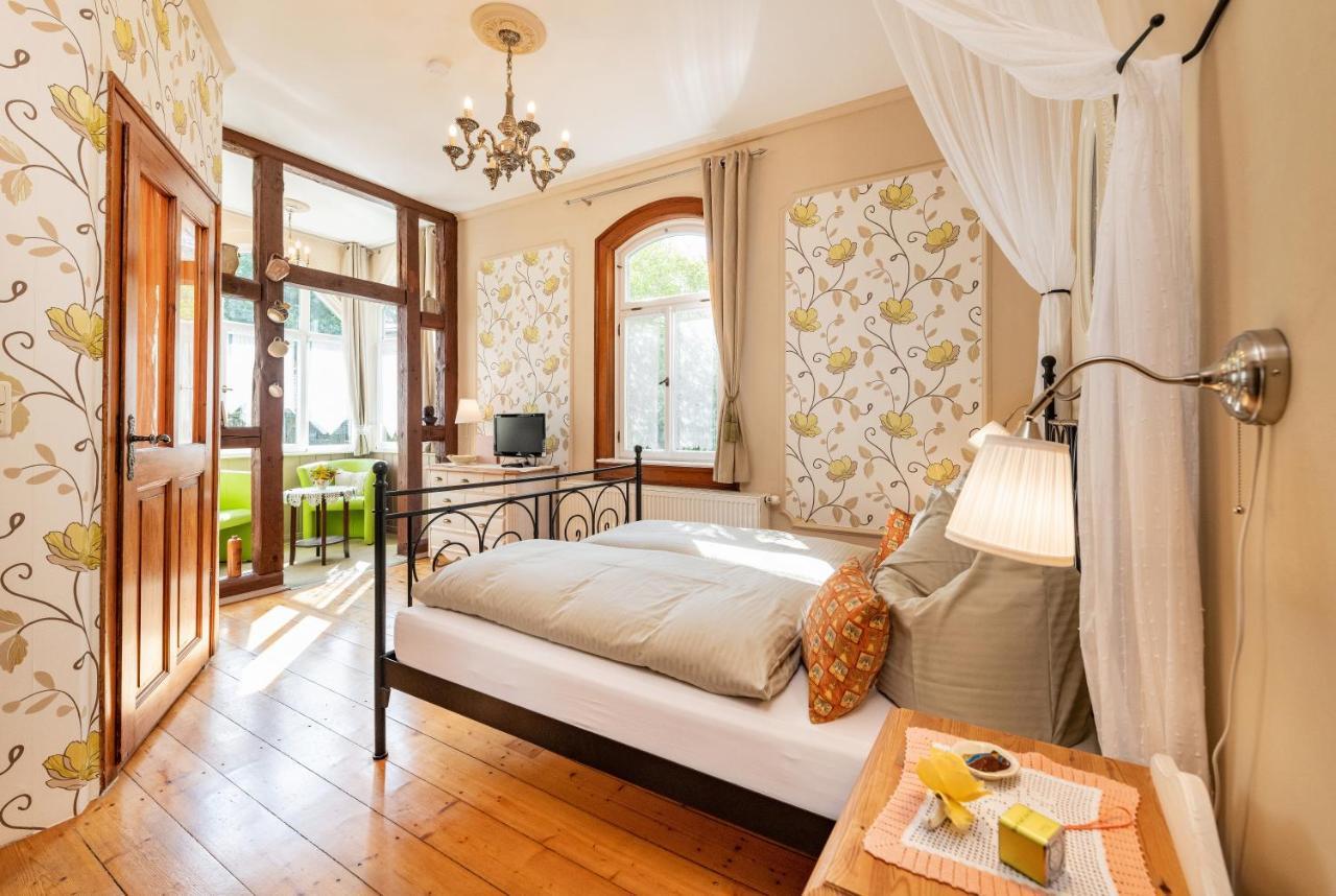 Hotel Villa Rossek Бад-Лібенштайн Екстер'єр фото