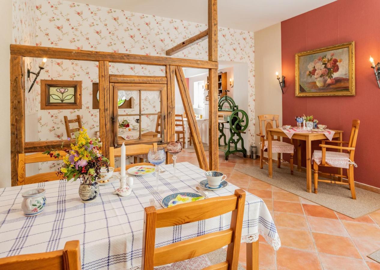 Hotel Villa Rossek Бад-Лібенштайн Екстер'єр фото
